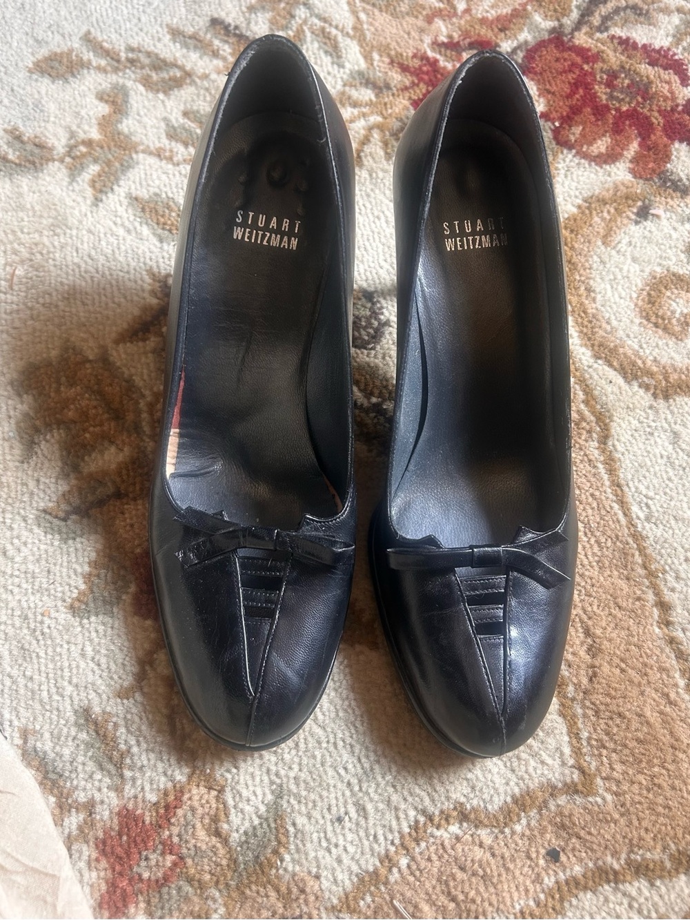 Stuart Weitzman Black Leather Bow Pump
